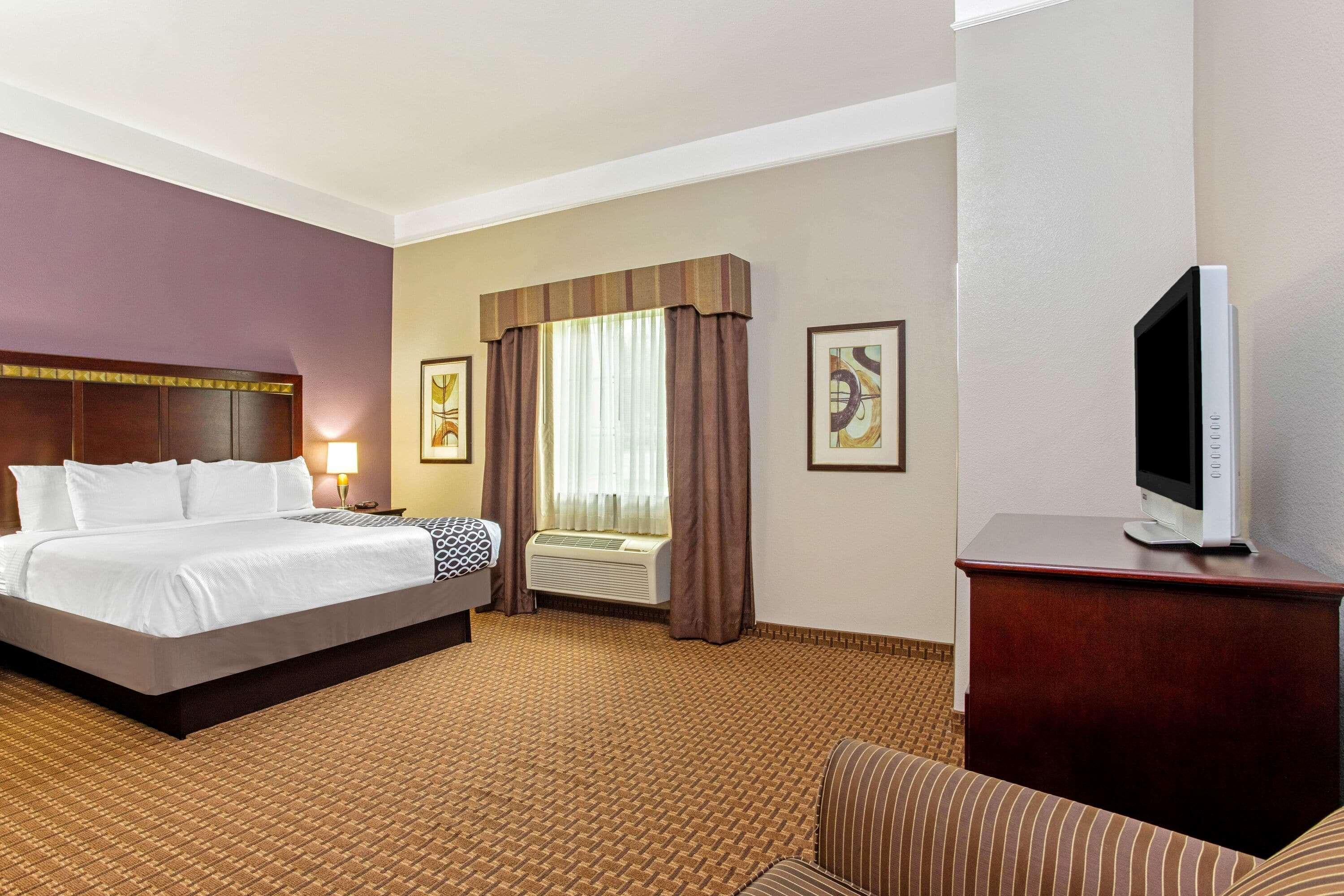 La Quinta By Wyndham Cleburne Hotel Екстериор снимка